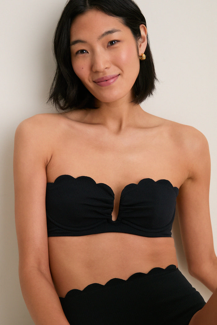 Black Lisbon Top